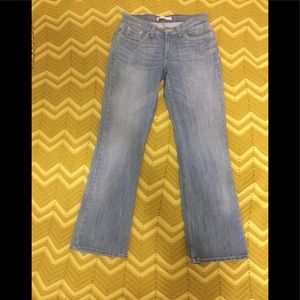 Women’s jeans